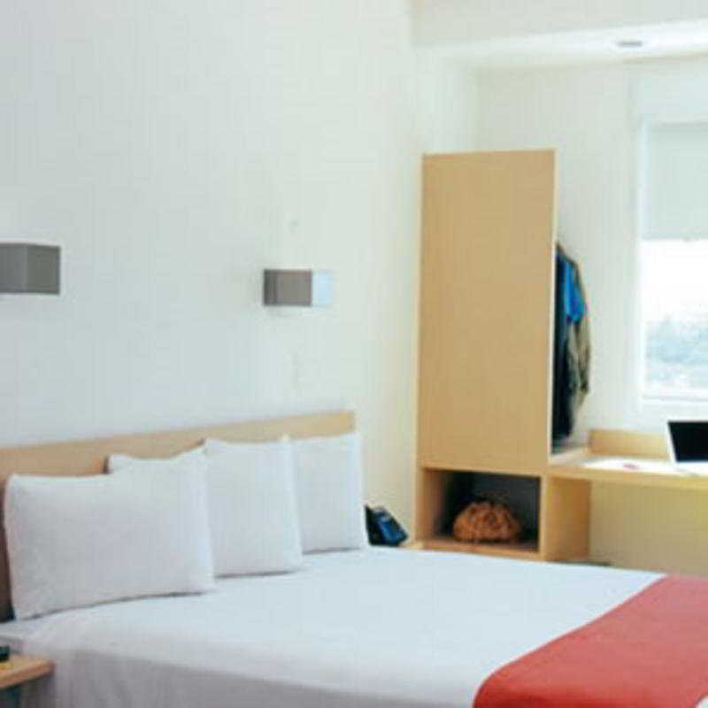 One Ciudad De Mexico Patriotismo Hotel Kültér fotó
